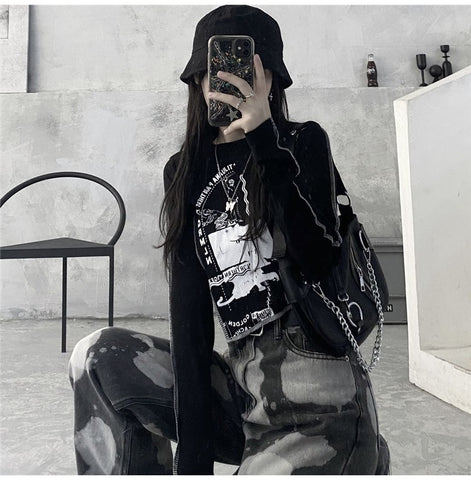 Dark Hot Girls Wear Slim-fitting Short Long-sleeved Irregular T-shirts for Women